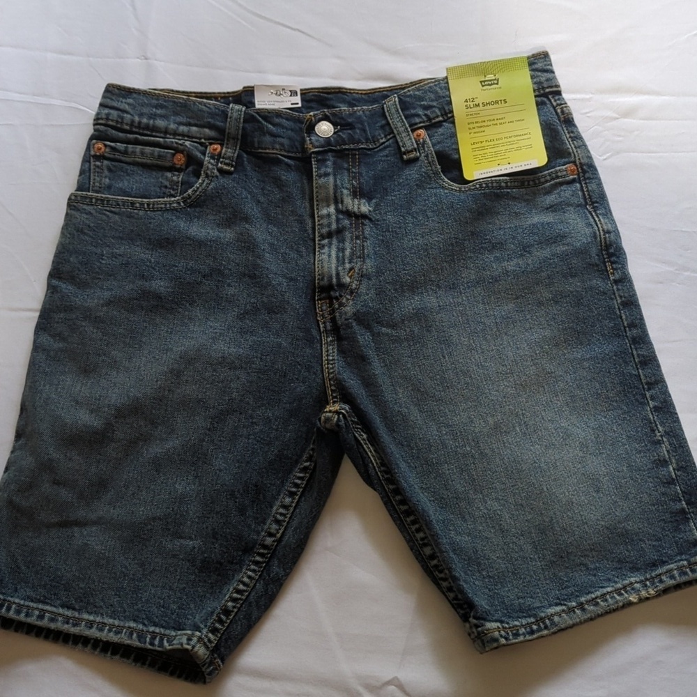 Levi's Classic Blue Denim Shorts32 W MRSP $50